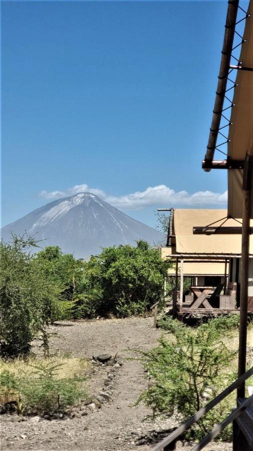 Africa Safari Lake Natron Mtowabaga Esterno foto